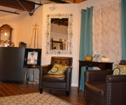 Waiting-Area-Hair-Savvy-Salon-3
